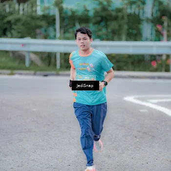Runner Photo 8277510