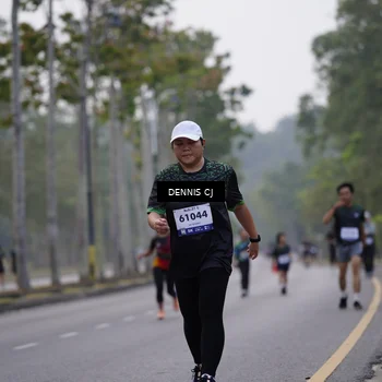 Runner Photo 8277543