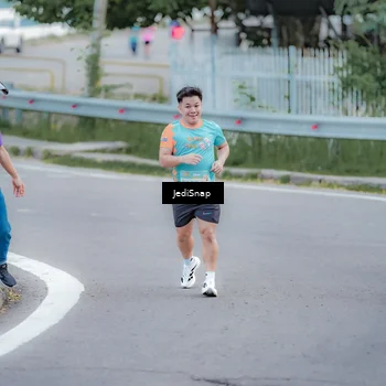 Runner Photo 8277564