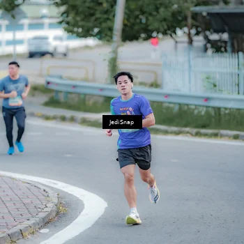 Runner Photo 8277601