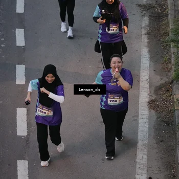 Runner Photo 8277624