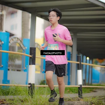 Runner Photo 8277645