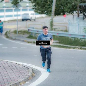 Runner Photo 8277650