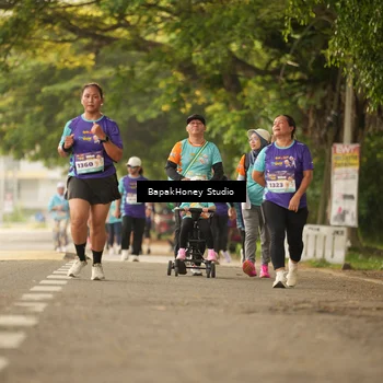 Runner Photo 8277673