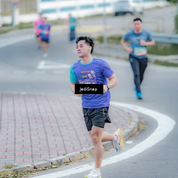 Runner Photo 8277690