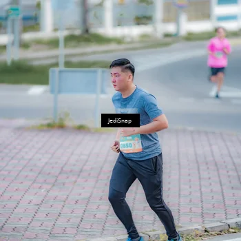 Runner Photo 8277762