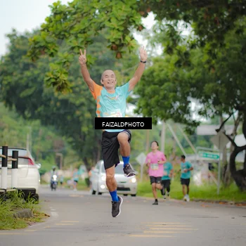 Runner Photo 8277763