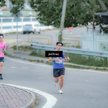 Runner Photo 8277780