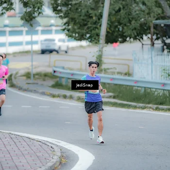 Runner Photo 8277784
