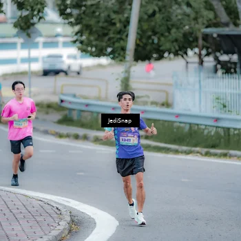 Runner Photo 8277826