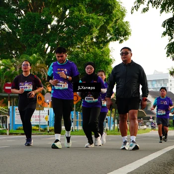 Runner Photo 8277868