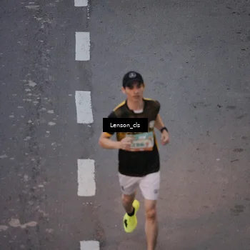 Runner Photo 8277893
