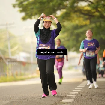 Runner Photo 8277911