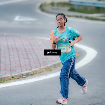 Runner Photo 8277957