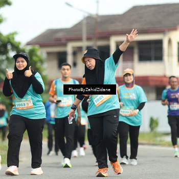 Runner Photo 8277989