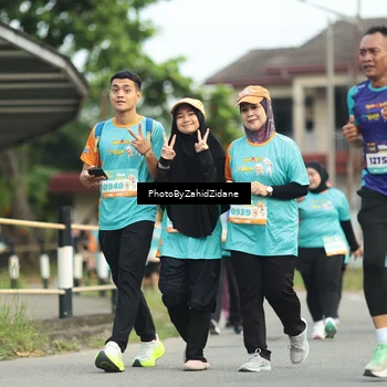 Runner Photo 8277993