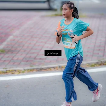 Runner Photo 8278013