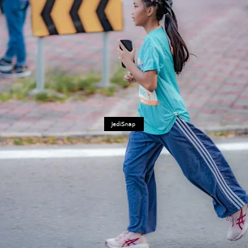 Runner Photo 8278032