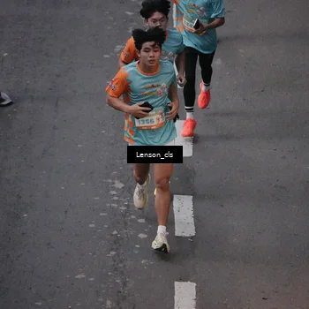 Runner Photo 8278037