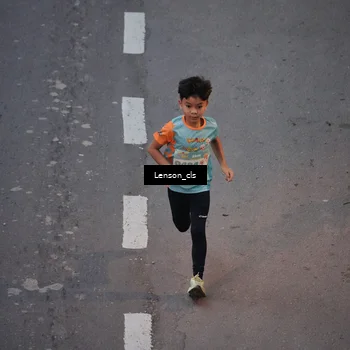 Runner Photo 8278040