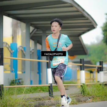 Runner Photo 8278053