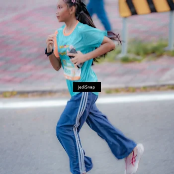 Runner Photo 8278057