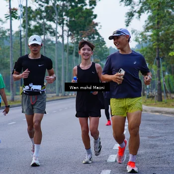 Runner Photo 8278071