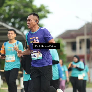 Runner Photo 8278096