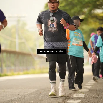 Runner Photo 8278102
