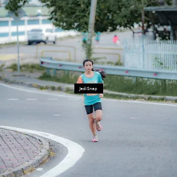 Runner Photo 8278116