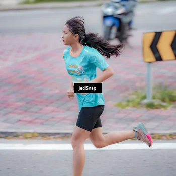 Runner Photo 8278251