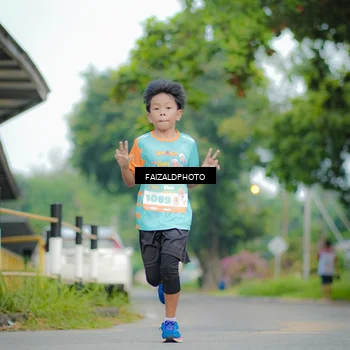 Runner Photo 8278303