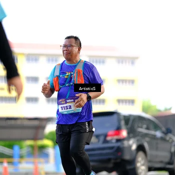 Runner Photo 8278308