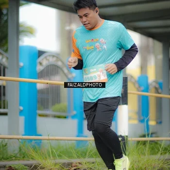 Runner Photo 8278326
