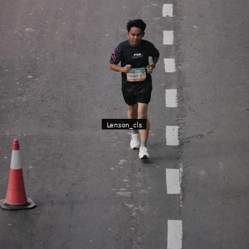 Runner Photo 8278339