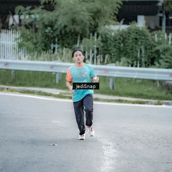 Runner Photo 8278344