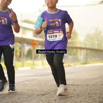 Runner Photo 8278345