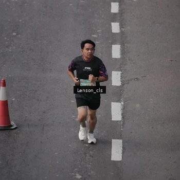 Runner Photo 8278358