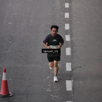 Runner Photo 8278380