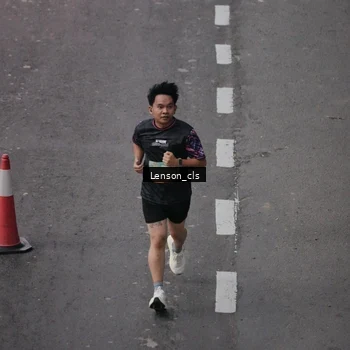 Runner Photo 8278391