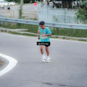 Runner Photo 8278446