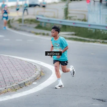 Runner Photo 8278447