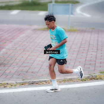 Runner Photo 8278482