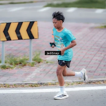 Runner Photo 8278492
