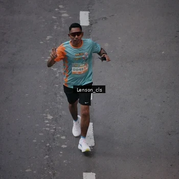 Runner Photo 8278505