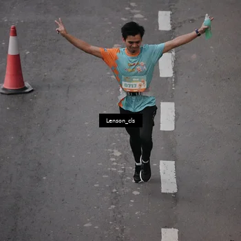 Runner Photo 8278524