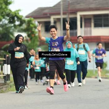 Runner Photo 8278538