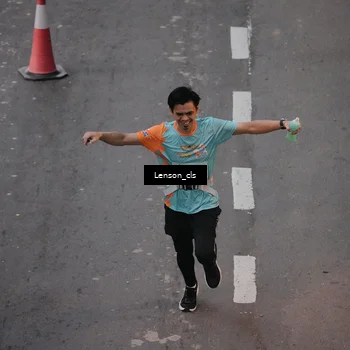 Runner Photo 8278539