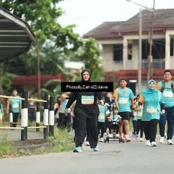Runner Photo 8278555