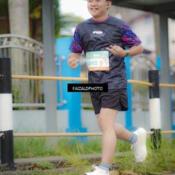 Runner Photo 8278584